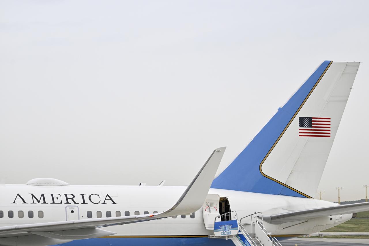 ISTANBUL, TURKIYE - MAY 16: US Secretary of State Marco Rubio arrives in Istanbul Airport in Istanbul, Turkiye on May 16, 2025. ( Muhammed Enes Y?ld?r?m - Anadolu Agency )