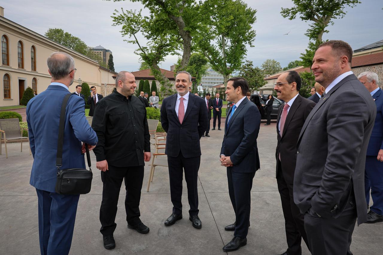US-Ukraine-Türkiye trilateral peace talks end in Istanbul
