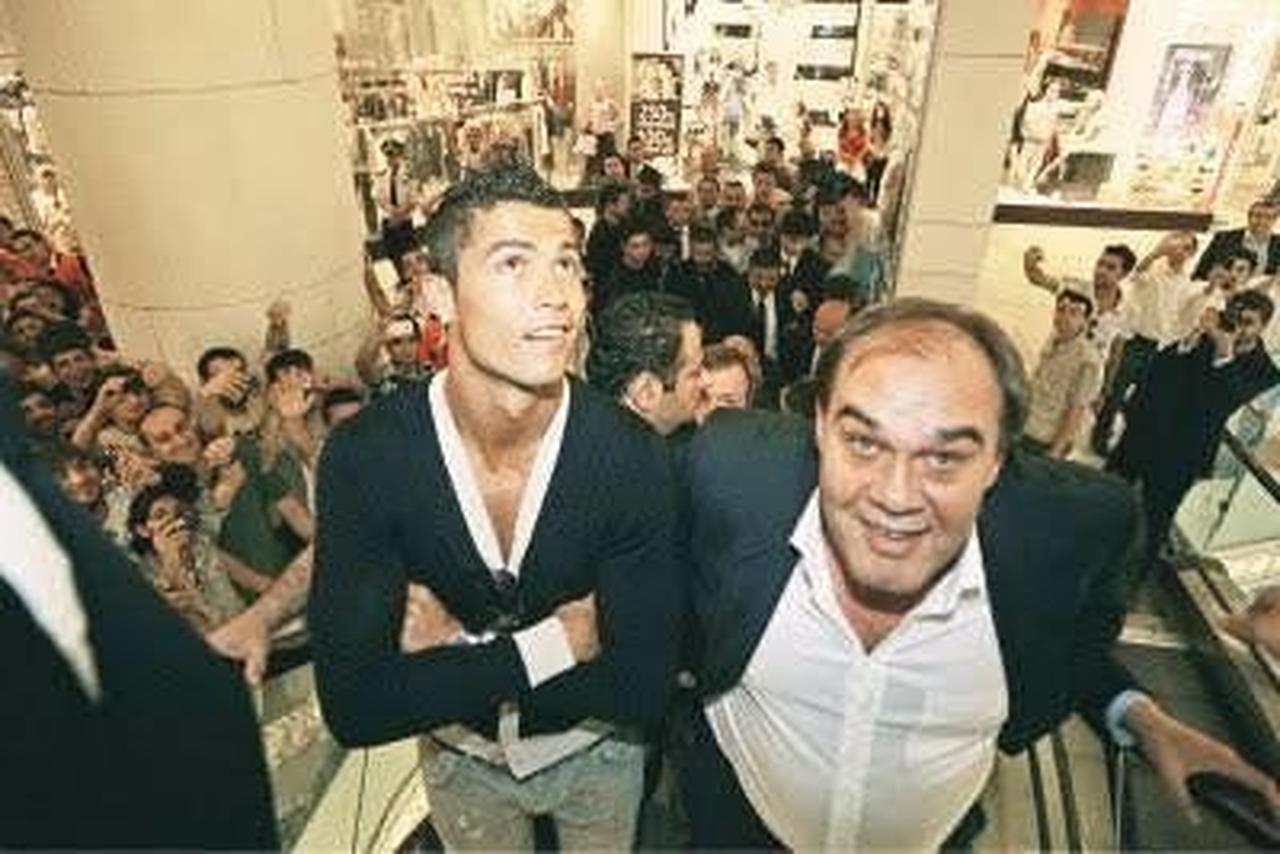 Cristiano Ronaldo appears with then-Besiktas President Yildirim Demiroren at a shopping mall in Istanbul, Turkiye, on June 18, 2011. (Courtesy of NTV Spor)