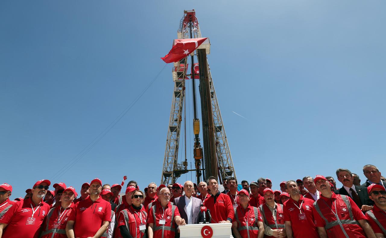 Minister of Energy and Natural Resources Alparslan Bayraktar (right 5) and many members of parliament, attended the program held at the Sehit Esma Cevik-1 First Exploration Well in Gabar Mountain and made a speech on 19 May, 2025. (AA Photo)
