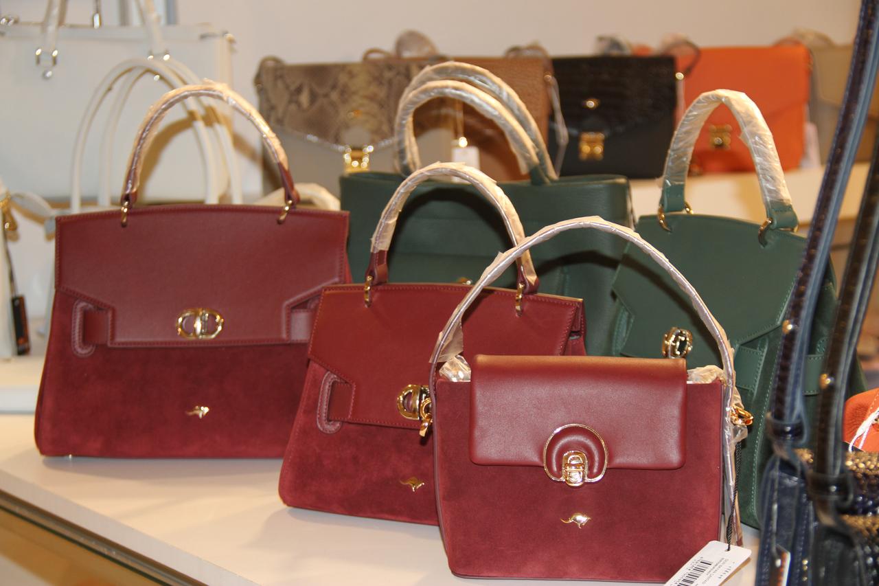 Handcrafted leather handbags on display at the Antalya Leather and Fur Fashion Show, where Turkish manufacturers showcase their latest designs to global buyers, in Antalya, Türkiye, on May 18, 2025. (AA Photo)