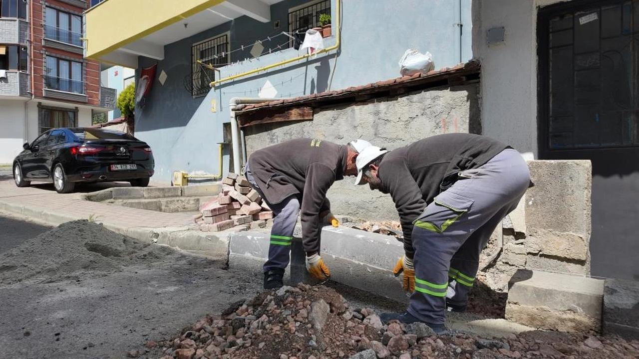 Çayırova'daki 4 mahallede deforme olan sokaklarda yoğun çalışma