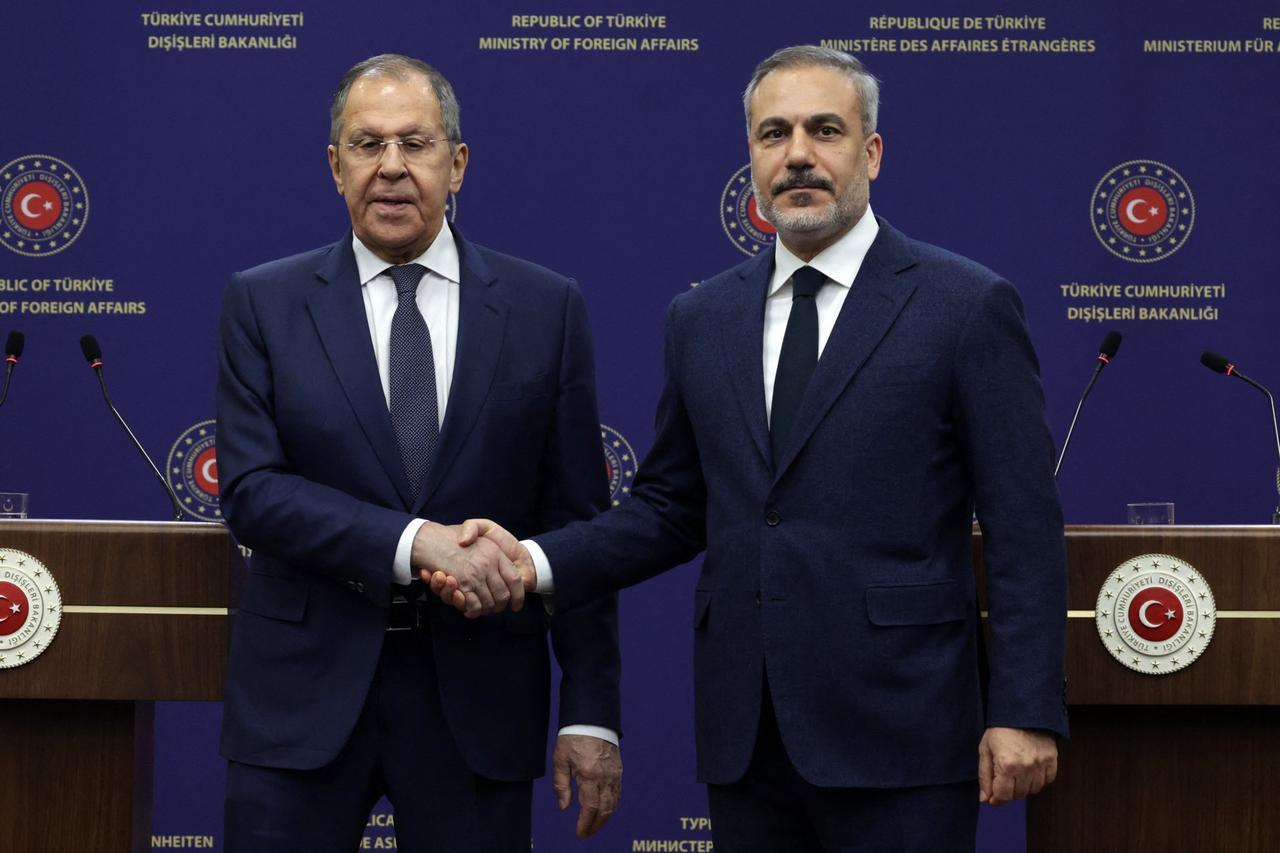 Russian, Turkish foreign ministers to discuss Ukraine negotiations during Moscow meeting