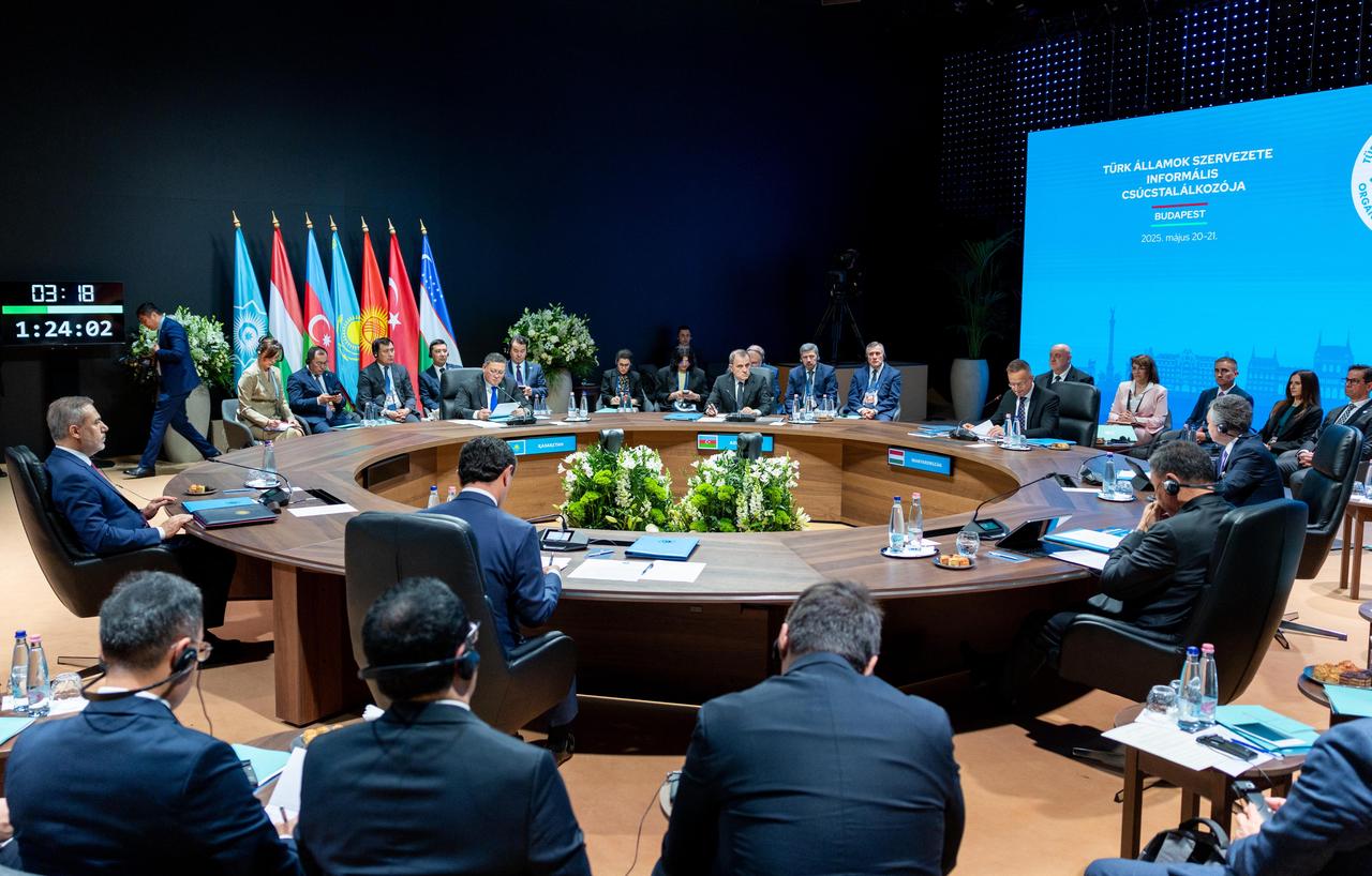 BUDAPEST, HUNGARY - MAY 21: Turkish Foreign Minister Hakan Fidan attends Informal Summit of the Organization of Turkic States Meeting of Foreign Ministers in Budapest, Hungary on May 21, 2025. ( Murat Gök - Anadolu Agency )