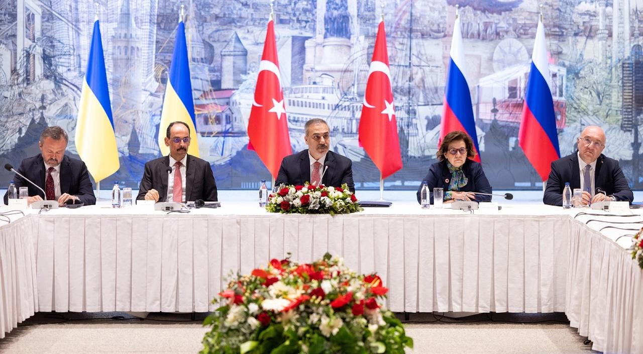 What Syria sanctions lift and prospect of Ukraine’s reconstruction mean for Türkiye