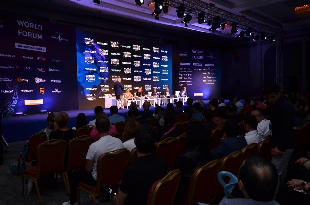 A packed audience listens to industry leaders discuss AI’s role in transforming e-commerce at the World E-Commerce Forum, held during WORLDEF ISTANBUL 2025 at the Yenikapi Event Area in Istanbul, Türkiye on May 22, 2025. (Photo via worldef.com)