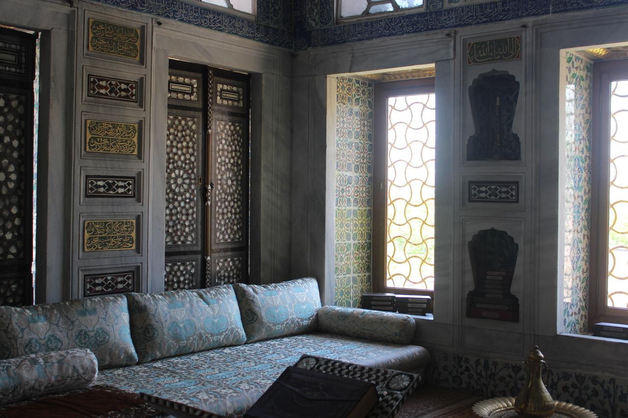 Following extensive restoration, the side-by-side imperial chambers in the Harem section of Topkapi Palace in Istanbul, Türkiye, managed by the National Palaces Administration, have reopened to visitors, May 22, 2025. (AA Photo)