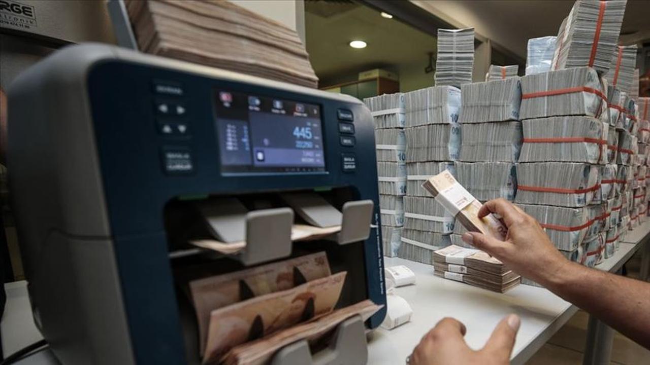 Türkiye’s reference rate falls below policy rate, sparking easing speculation