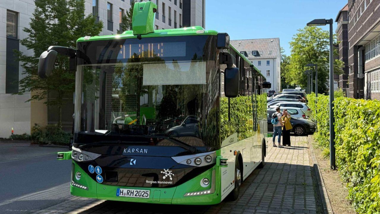 Karsan’s Level-4 autonomous e-ATAK bus is seen on a public road in Hannover, Germany, accessed on May 26, 2025. (Photo via turkiyegazetesi.com.tr)