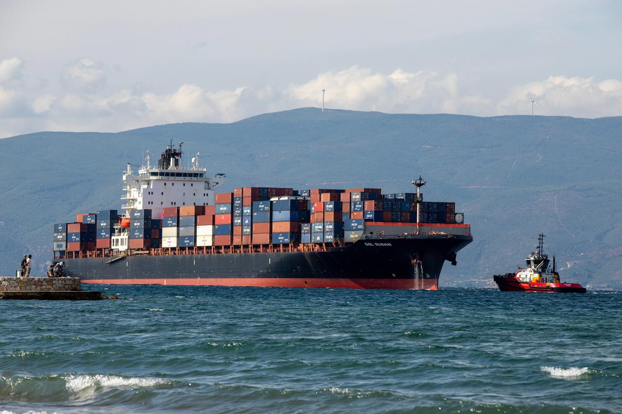 A cargo ship approaches the Port of Gemlik in Bursa, Türkiye, on September 17, 2024. (Adobe Stock Photo)