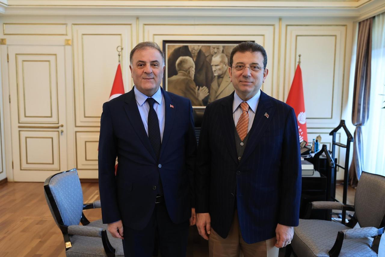 Deputy IMM mayor Nuri Aslan  and former IMM mayor Ekrem Imamoglu. (via X)