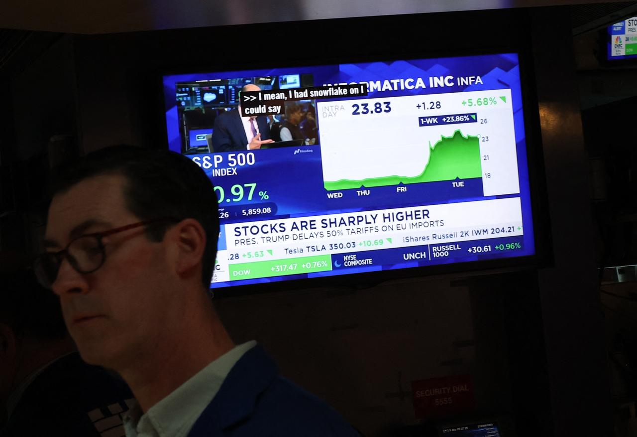 A trader works on the floor of the New York Stock Exchange (NYSE) at the opening bell in New York City, on May 27, 2025. (AFP Photo)