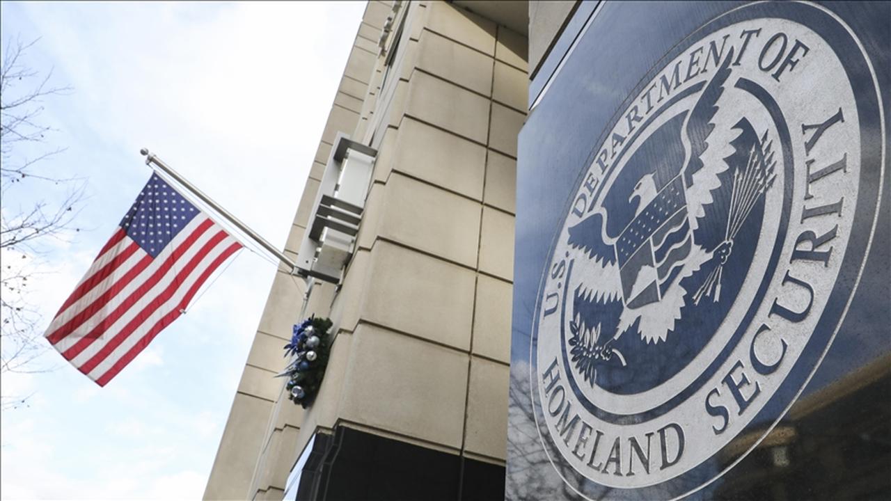 US halts global student visa processing as Trump tightens screening measures: Report