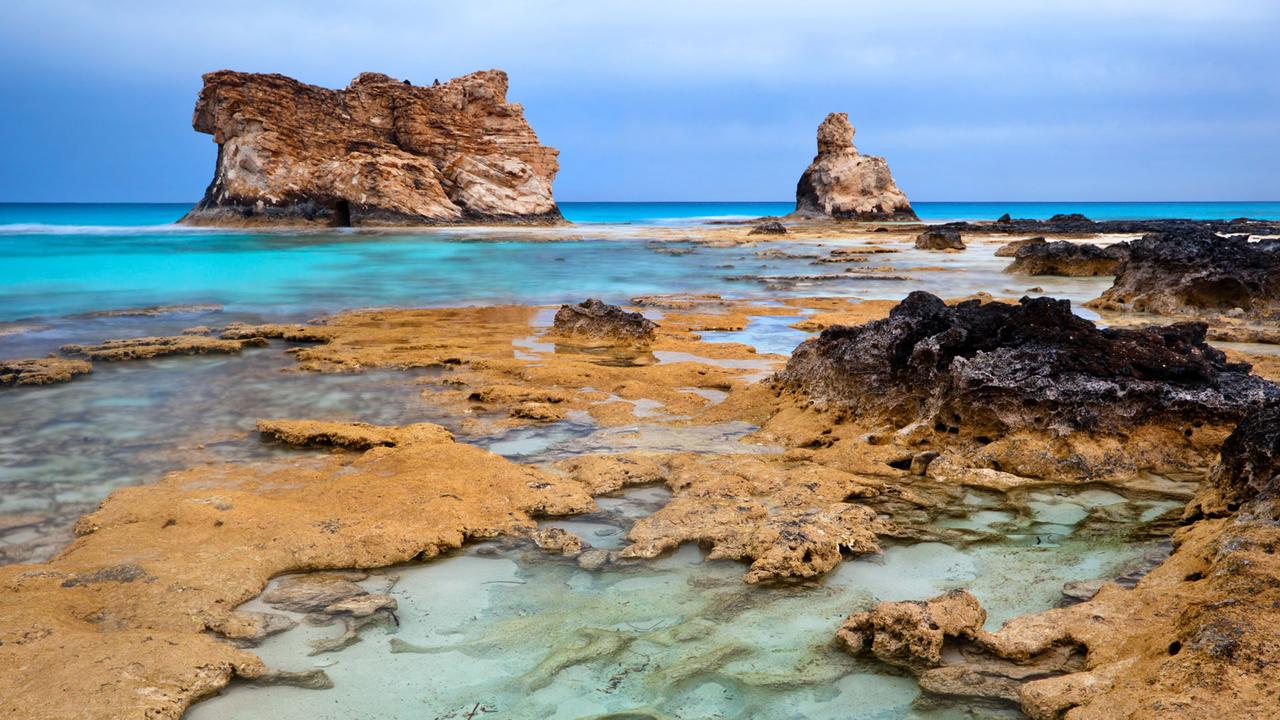 View of Cleopatras beach rocks near Marsa Matruh in Egypt. (Source: Wikimedia)