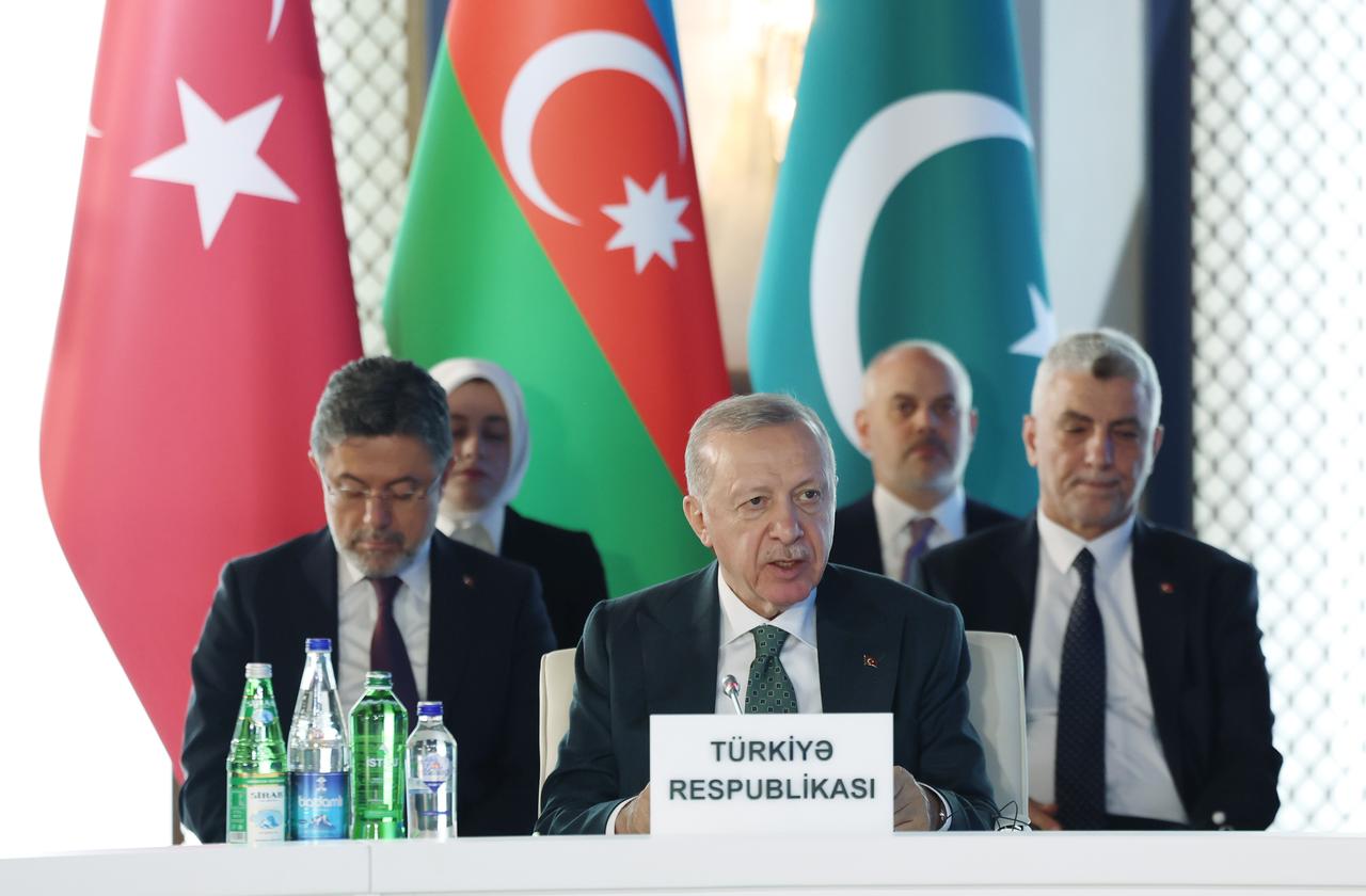 President Recep Tayyip Erdogan, Azerbaijani President Ilham Aliyev and Pakistani Prime Minister Shehbaz Sharif hold a trilateral meeting in Lachin, Azerbaijan, on May 28, 2025. (TUR Presidency / Murat Kula - Anadolu Agency)