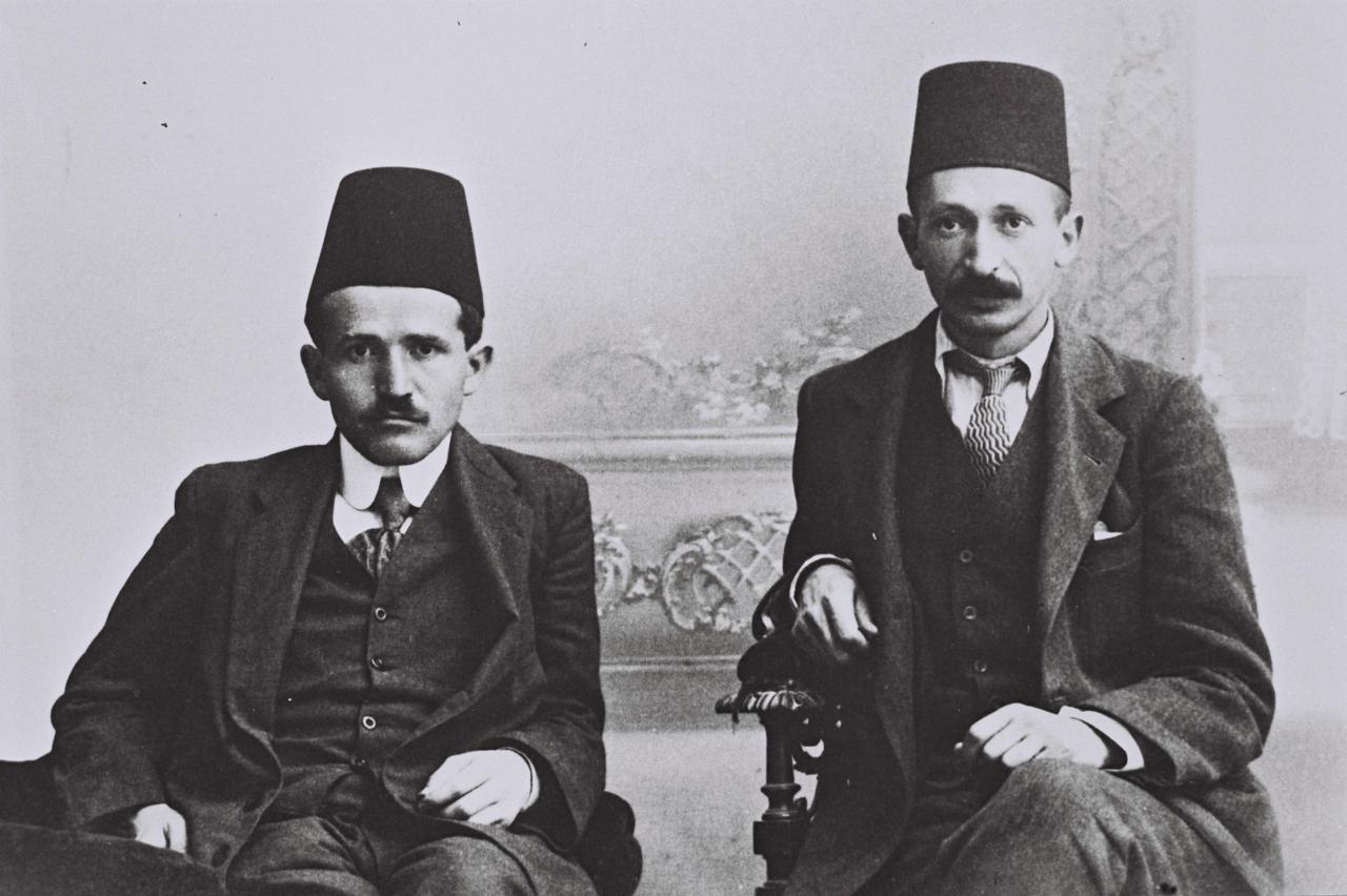 David Ben-Gurion (L) and Yitzhak Ben Zvi (R) as law students in Istanbul, Türkiye, October 1, 1912. (Photo via Wikimedia)