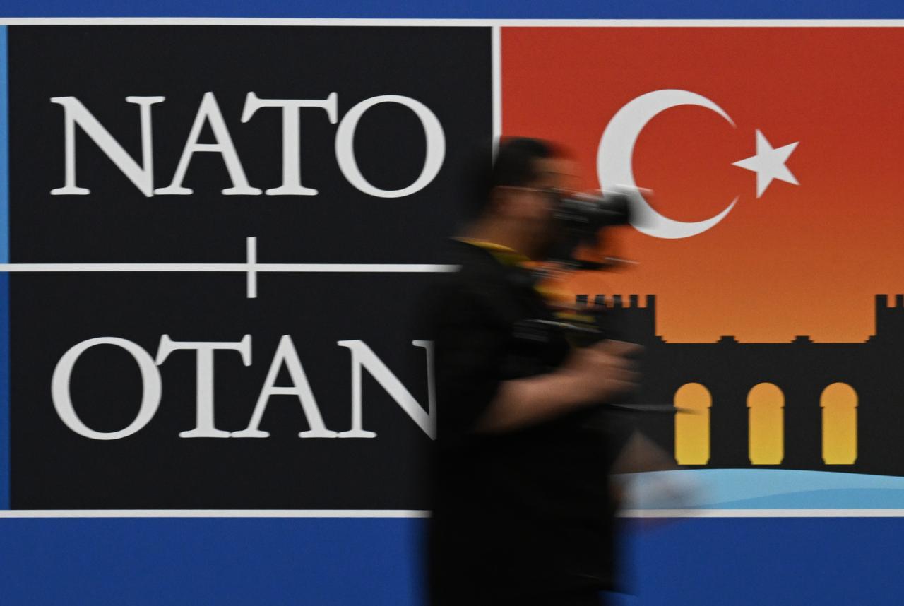 ANTALYA, TURKIYE - MAY 15: Press members are seen during the NATO Foreign Ministers Informal Meeting at the NEST Congress Center in Belek, Antalya, Turkiye on May 15, 2025. ( Ra?it Aydo?an - Anadolu Agency )