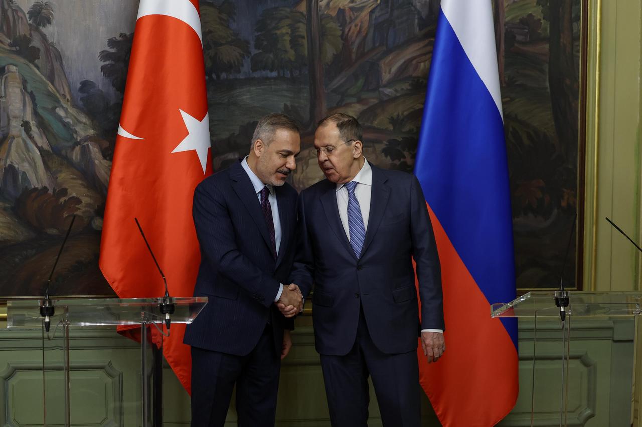 Türkiye ‘ideal actor’ for Russia-Ukraine peace talks: FM Fidan