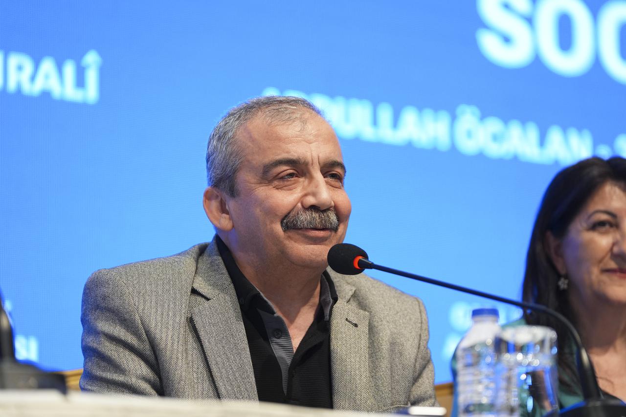 Prominent Turkish politician Sirri Sureyya Onder dies at 62