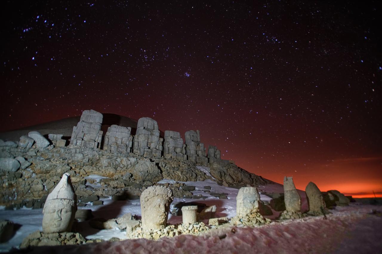 The monumental statues of Mount Nemrut welcome visitors from 04:00 to 09:00, offering a rare sunrise experience at one of Türkiye’s most iconic heritage sites, Adiyaman, Türkiye, accessed May 30, 2025. (Adobe Stock Photo)