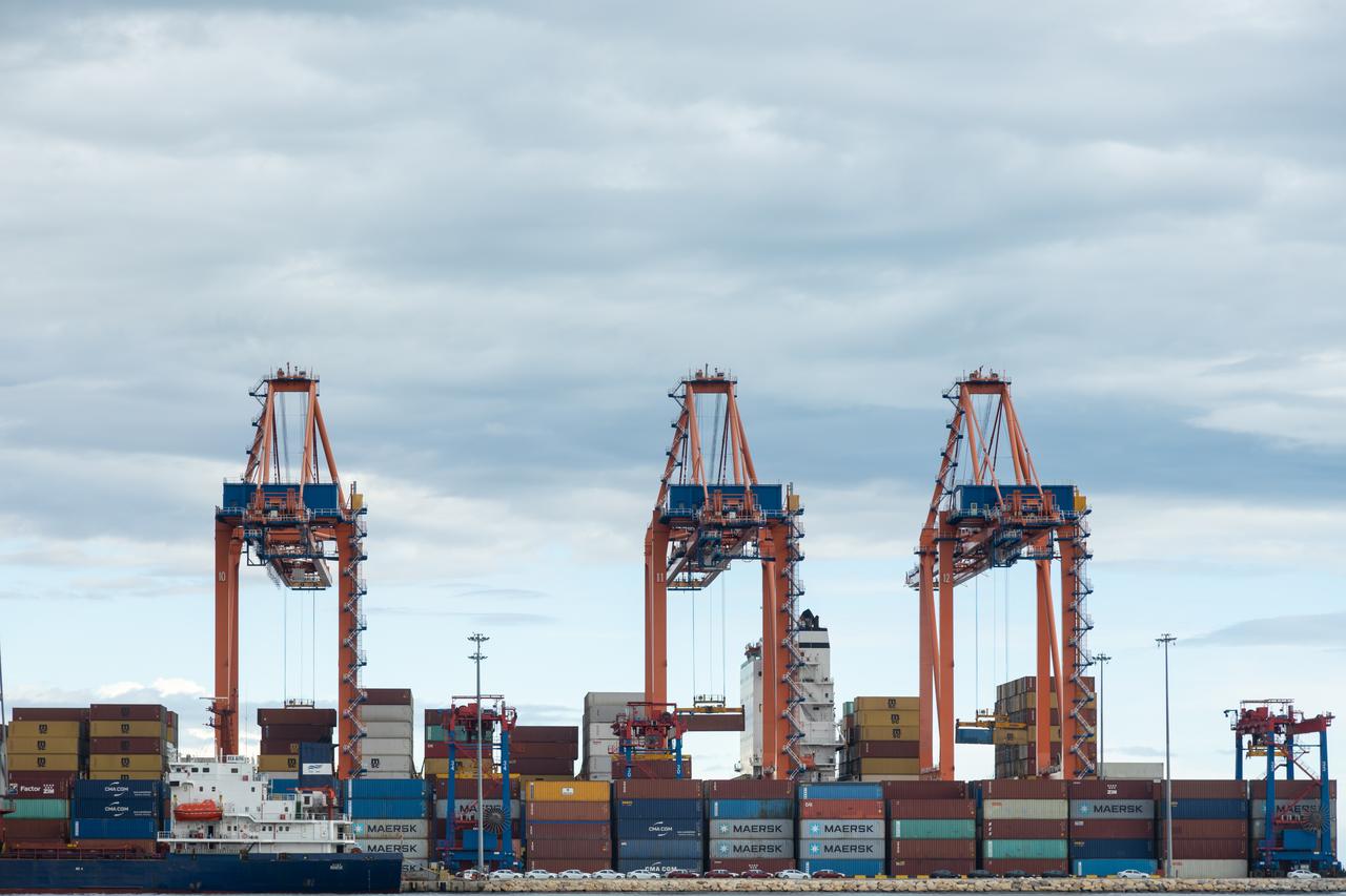 Container cranes operate at the Port of Mersin in Türkiye on December 2, 2022. (Adobe Stock Photo)