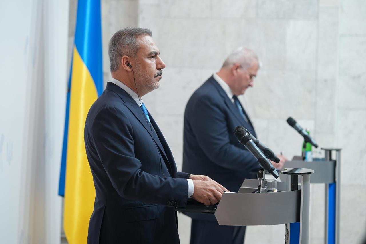 KYIV, UKRAINE - MAY 30: Turkish Foreign Minister Hakan Fidan and Ukrainian Foreign Minister Andriy Sybiha hold a joint press conference after their meeting in Kyiv, Ukraine on May 30, 2025. ( Ömer Taha Çetin - Anadolu Agency )