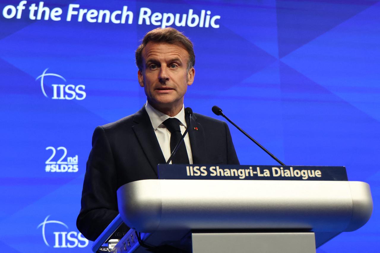 Frances President Emmanuel Macron gives the keynote address at the Shangri-La Dialogue Summit in Singapore on May 30, 2025. (Photo by Ludovic MARIN / AFP)