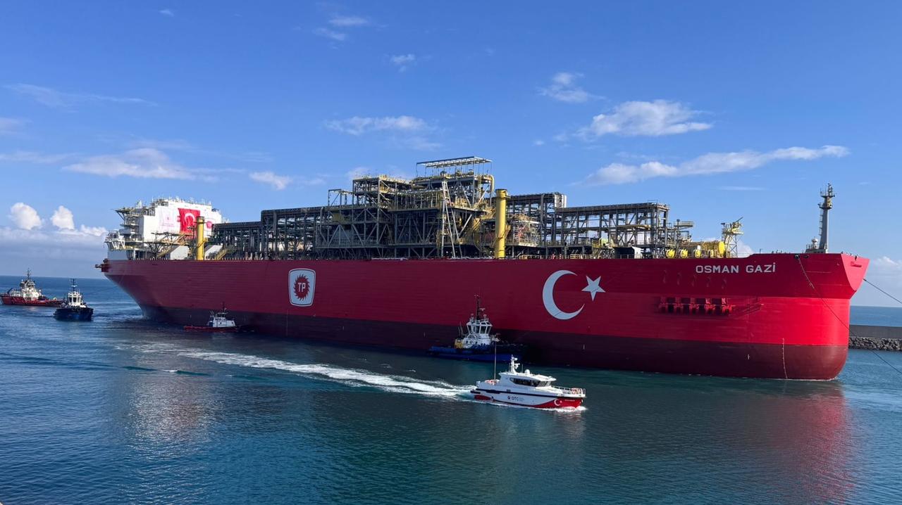 Osman Gazi vessel, Turkiyes first Floating Production Unit (FPU) arrives at Filyos Port in Zonguldak, Türkiye on May 31, 2025. (AA Photo)