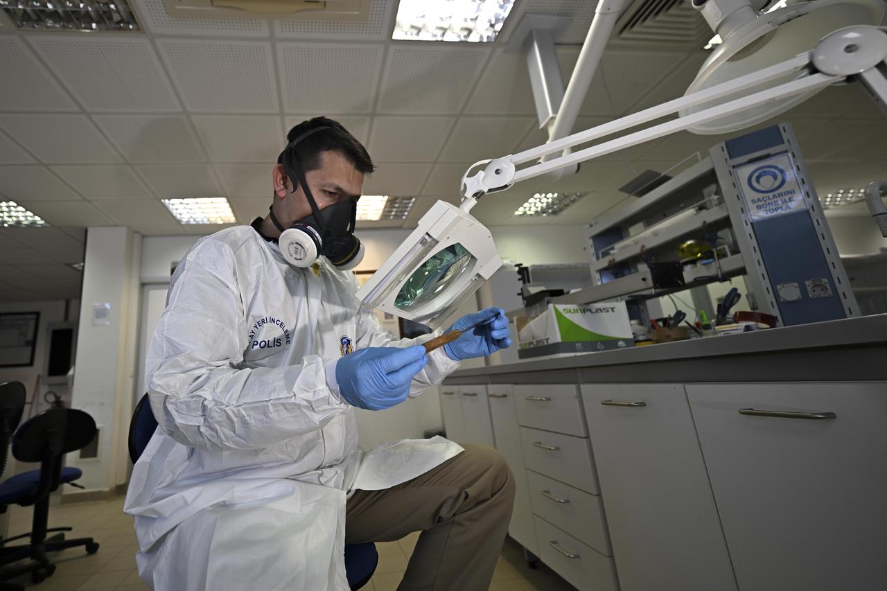 Teams of the Crime Scene Investigation Department effectively use the latest technology and scientific methods in their work, Ankara, Türkiye, May 4, 2025. (AA Photo)