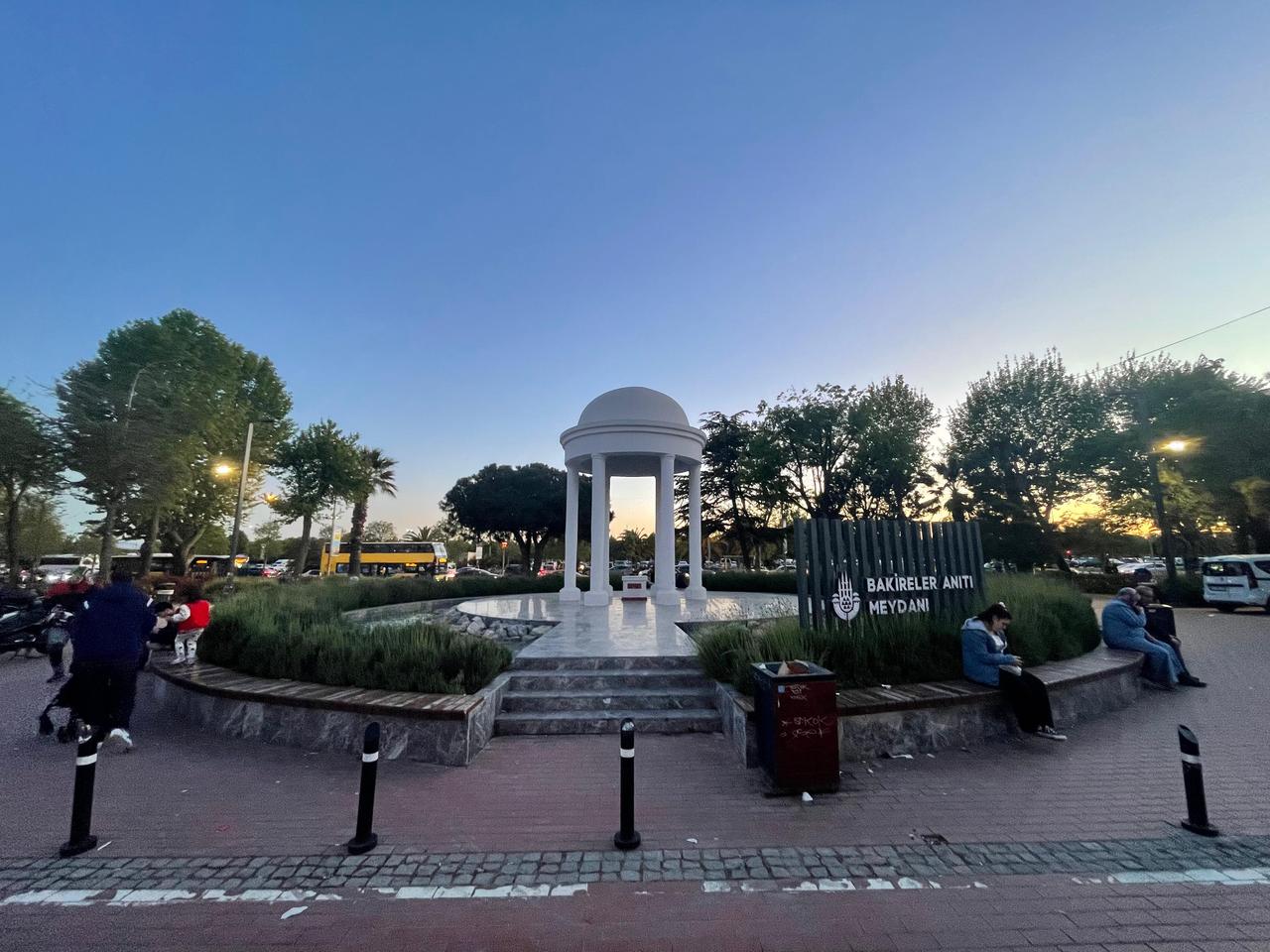 The Virgins Monument in Maltepe, Istanbul, Türkiye, now located on the edge of the coastal road in front of cafes, May 3, 2025. (Photo via Koray Erdogan/Türkiye Today)