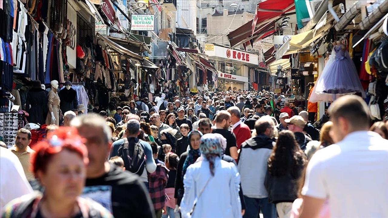 Türkiye’s inflation eases for 11th straight month in April: TurkStat