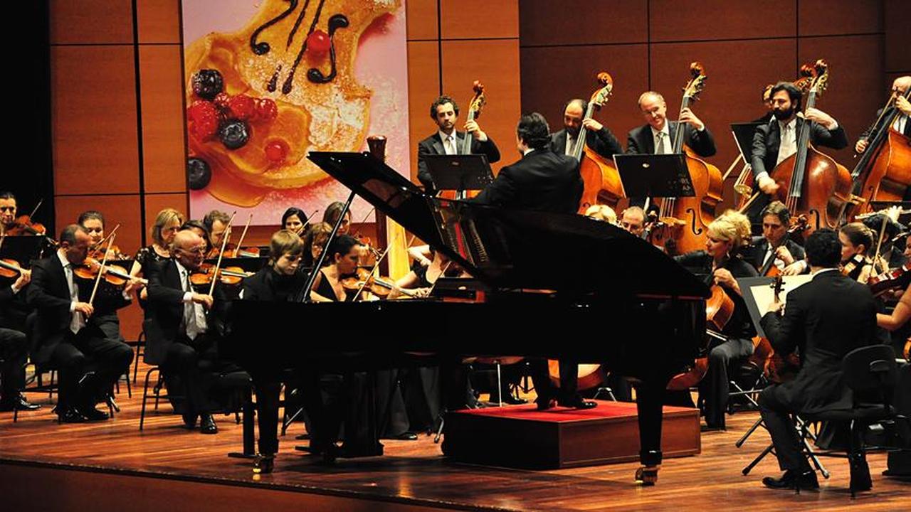 Musicians perform during a classical concert as part of the Istanbul Music Festival in Türkiye, accessed on May 7, 2025. (AA Photo)