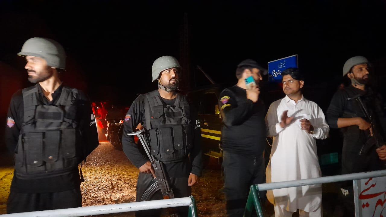 Pakistani soldiers take security measures around the city as the people panic during blackout after India launches strikes on Pakistan, in Muzaffarabad, Pakistan on May 7, 2025. (AA Photo)