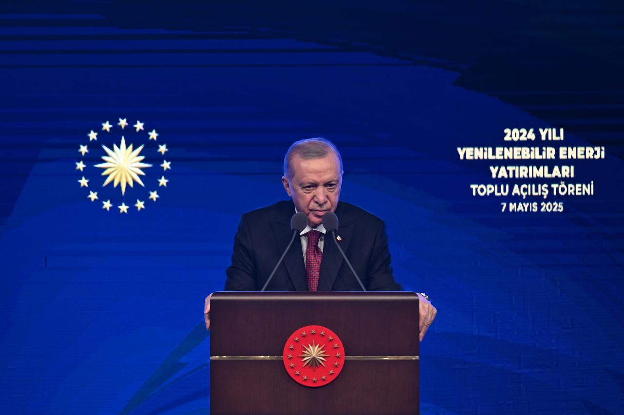 ANKARA, TURKIYE - MAY 07: (----EDITORIAL USE ONLY - MANDATORY CREDIT - TURKISH PRESIDENCY / MURAT KULA / HANDOUT - NO MARKETING NO ADVERTISING CAMPAIGNS - DISTRIBUTED AS A SERVICE TO CLIENTS----) Turkish President Recep Tayyip Erdogan speaks during the mass opening ceremony of Renewable Energy Investments for 2024 held at Bestepe Congress and Culture Center in Ankara, Turkiye on May 07, 2025. ( TUR Presidency / Murat Kula - Anadolu Agency )