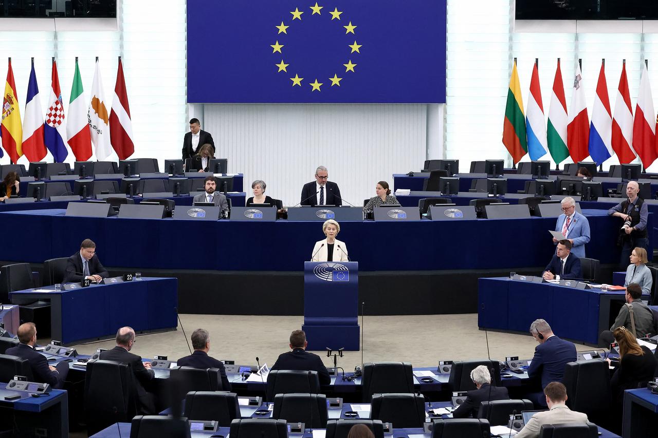 EU to target US cars and planes with tariffs if trade talks stall