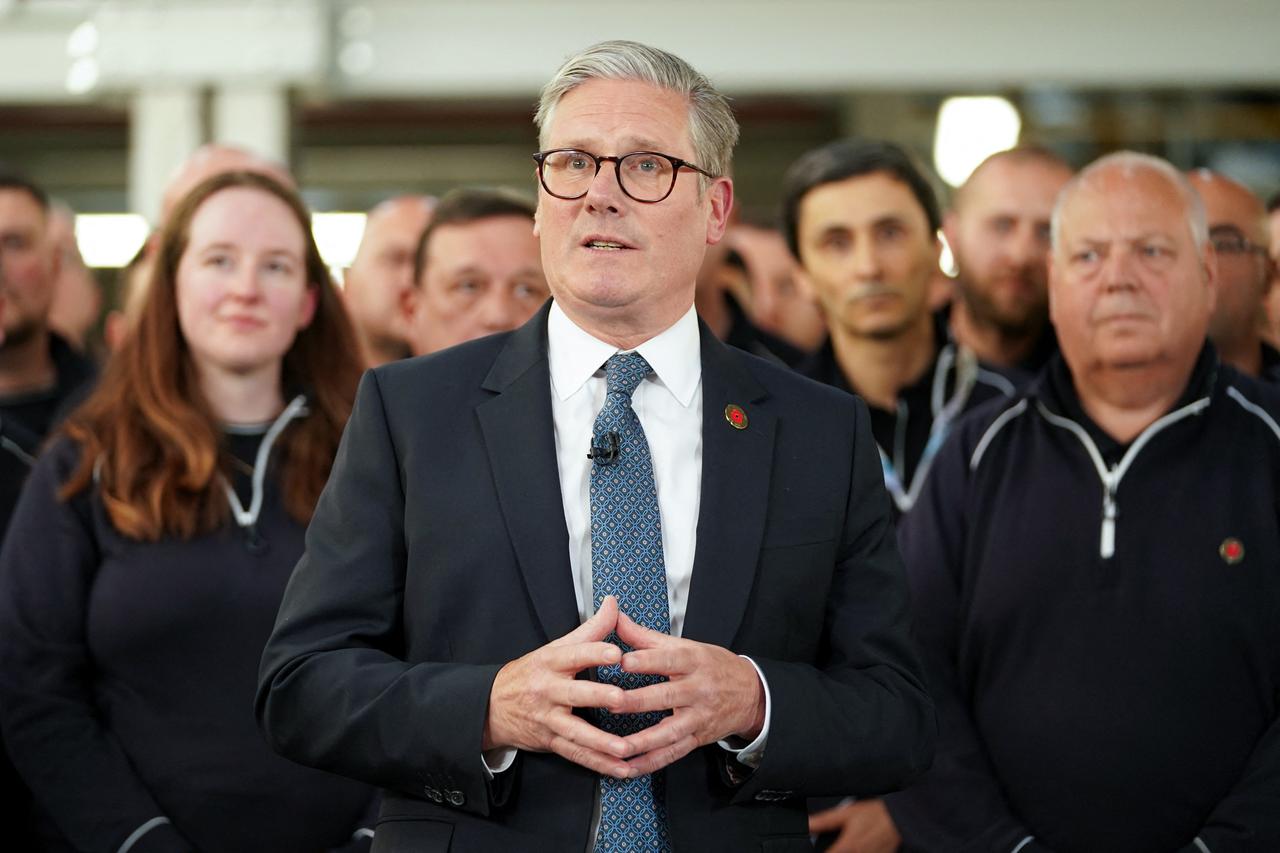 Britain's Prime Minister Keir Starmer delivers a speech during a press conference following a meeting with a US President Donald Trump regarding a UK-US trade deal in the West Midlands, May 8, 2025. (AFP Photo)