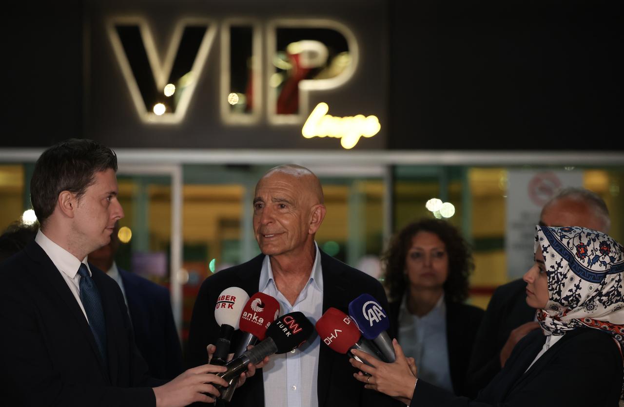New US Ambassador to Türkiye Tom Barrack vows to 'build bridges'