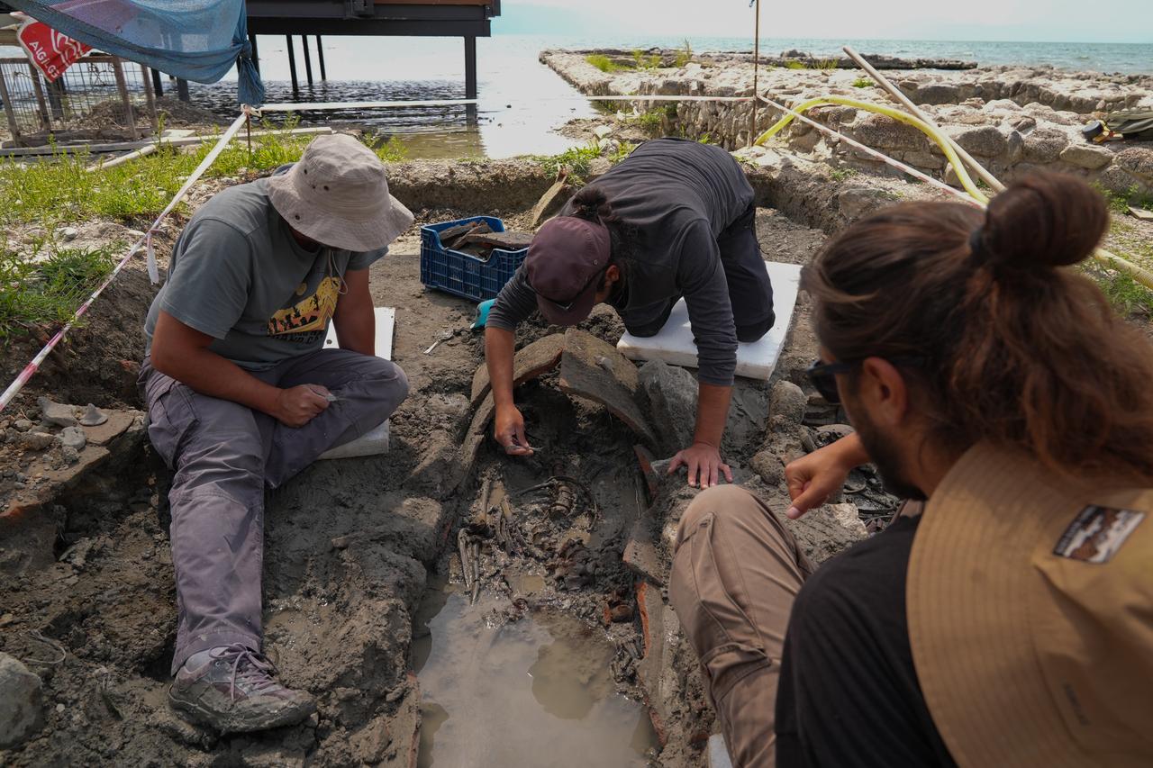 A view of the basilica at Lake Iznik, as underwater archaeological excavations and researches continue, in Bursa, Türkiye, May 29, 2025. (AA Photo)