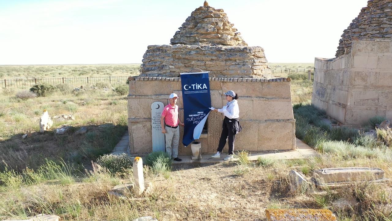 Ancient tombs are being documented as part of a project launched by Yesenov University, based in the city of Aktau—the administrative center of Kazakhstan’s Mangystau region on the Caspian Sea—and supported by Türkiye, June 11, 2025. (AA Photo)