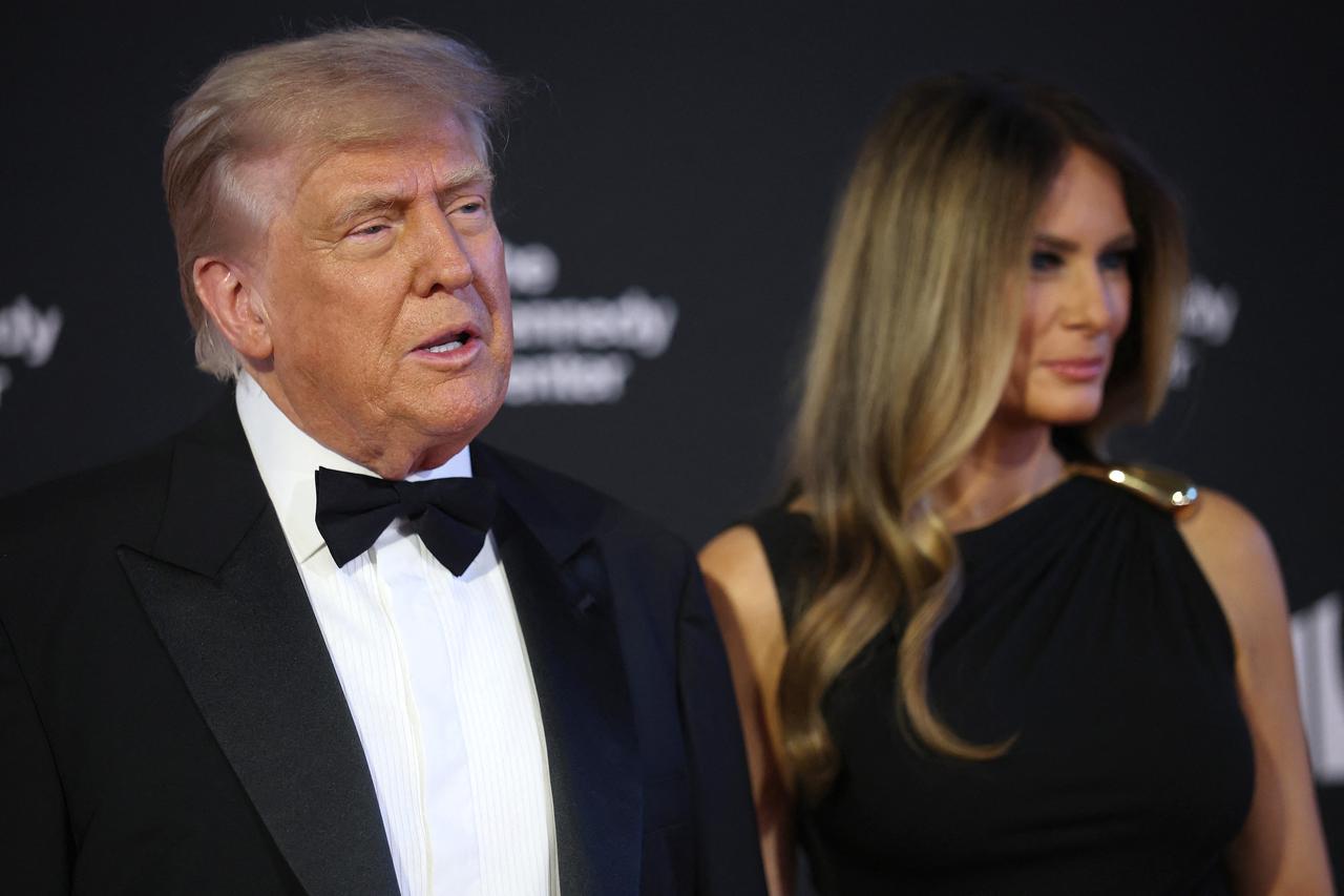 U.S. President Donald Trump and first lady Melania Trump arrive at the Kennedy Center on June 11, 2025 in Washington, DC. U.S. President Donald Trump and first lady Melania Trump arrive at the Kennedy Center on June 11, 2025 in Washington, DC. (AFP Photo)