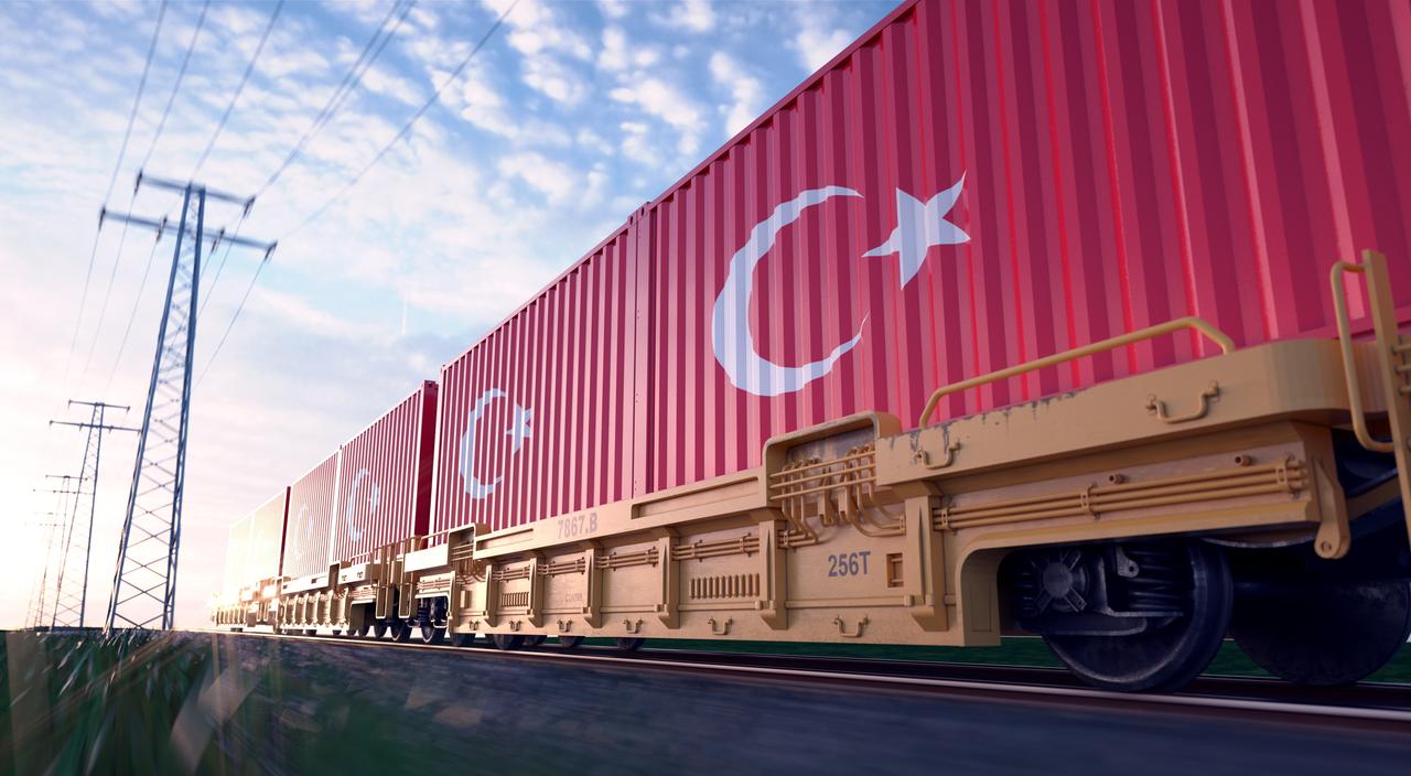 A 3D motion image shows a freight train transporting containers bearing Türkiye’s national flag, accessed on June 15, 2025. (Adobe Stock Photo)