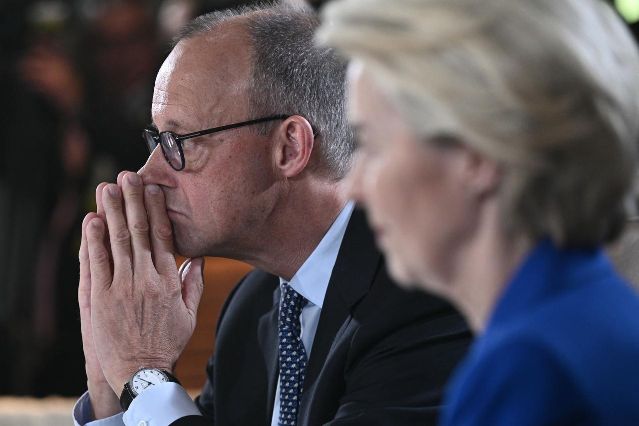 (L/R) German Chancellor Friedrich Merz and European Commission President Ursula Von der Leyen attend a working session during the Group of Seven (G7) Summit at the Pomeroy Kananaskis Mountain Lodge in Kananaskis, Alberta, Canada on June 16, 2025. (AFP Photo)