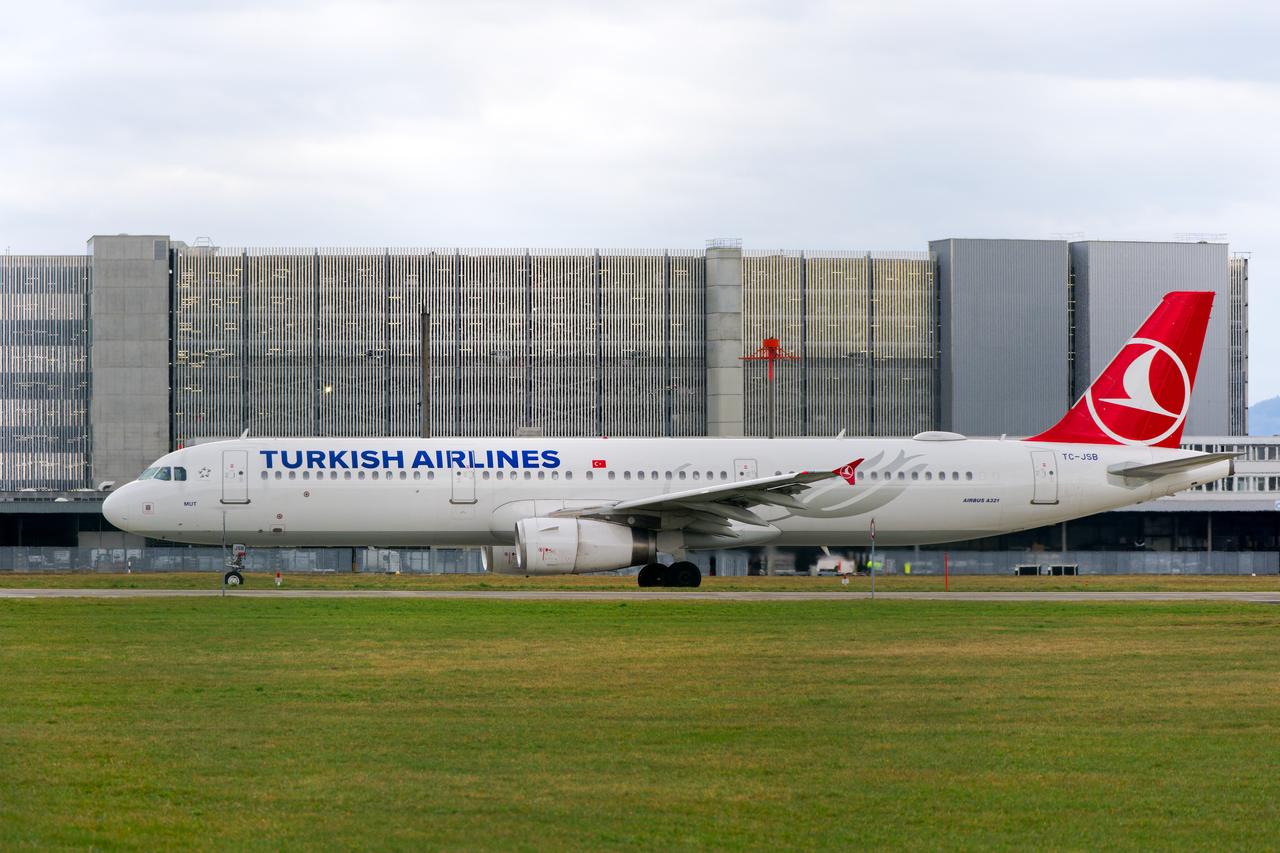 Turkish Airlines Airbus A321-200 aircraft taxis to the runway at Zurich Airport in Switzerland, on March 13, 2025. (Adobe Stock Photo)