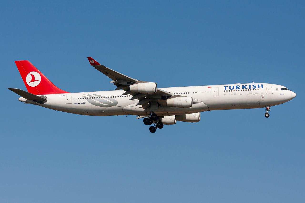 A Turkish Airlines Airbus A340 aircraft on final approach at Frankfurt am Main Airport in Germany, April 13, 2009. (Adobe Stock Photo)