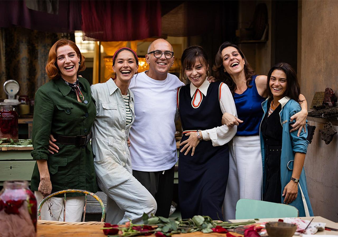 Ferzan Ozpetek (center) with the cast of Diamanti, which premiered in Italy in December 2024. (Photo via artfulliving.com.tr)