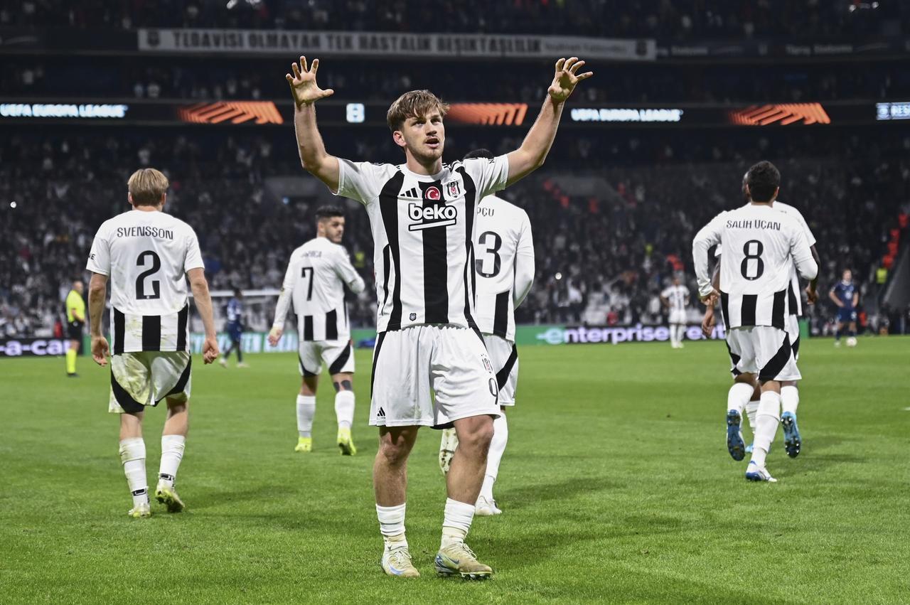 Semih Kilicsoy (9) of Besiktas celebrates after scoring a goal during UEFA Europa League 4th week match between Besiktas and Malmo at Tupras Stadium in Istanbul, Türkiye, Nov. 06, 2024. (AA Photo)