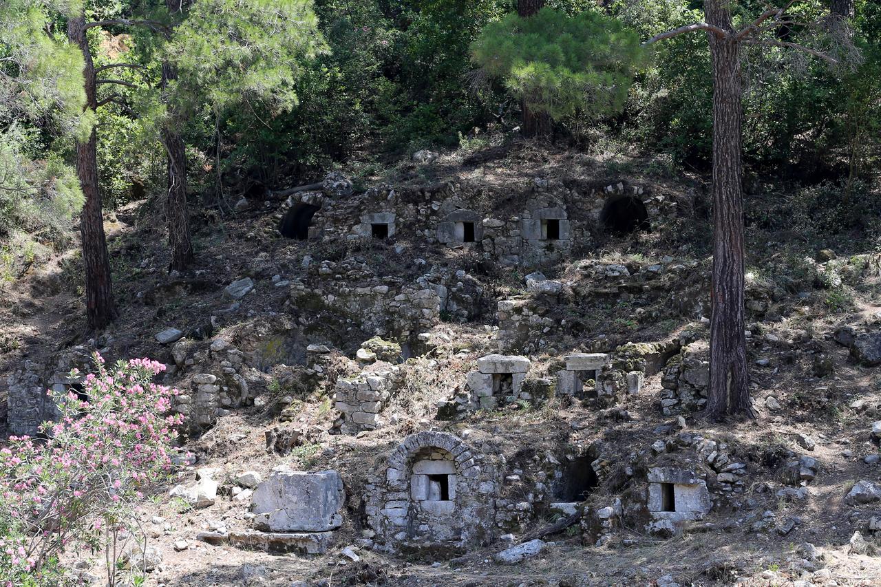 Rock-cut tombs from the Roman period unearthed during excavations at the ancient city of Olympos in Kumluca, Antalya, Türkiye, June 17, 2025. (AA Photo)