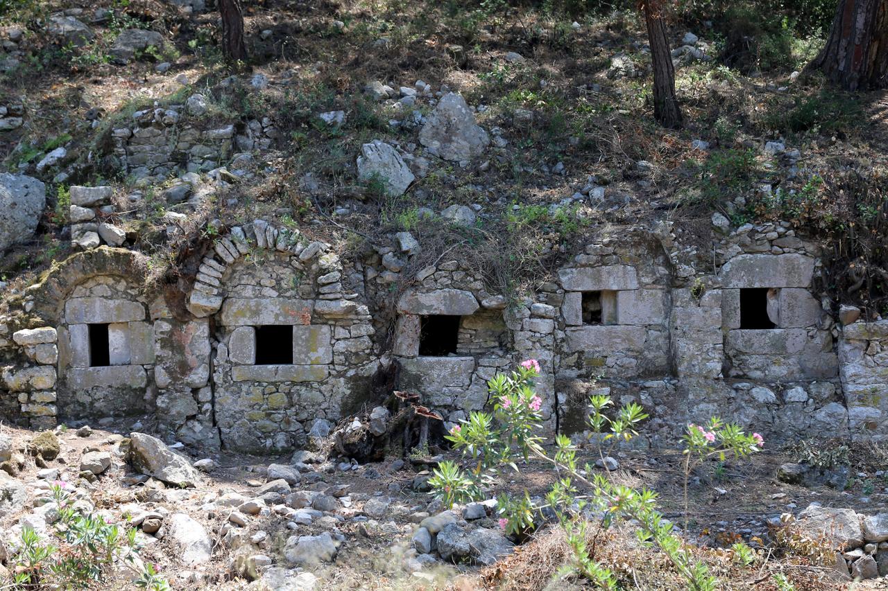 Rock-cut tombs from the Roman period unearthed during excavations at the ancient city of Olympos in Kumluca, Antalya, Türkiye, June 17, 2025. (AA Photo)