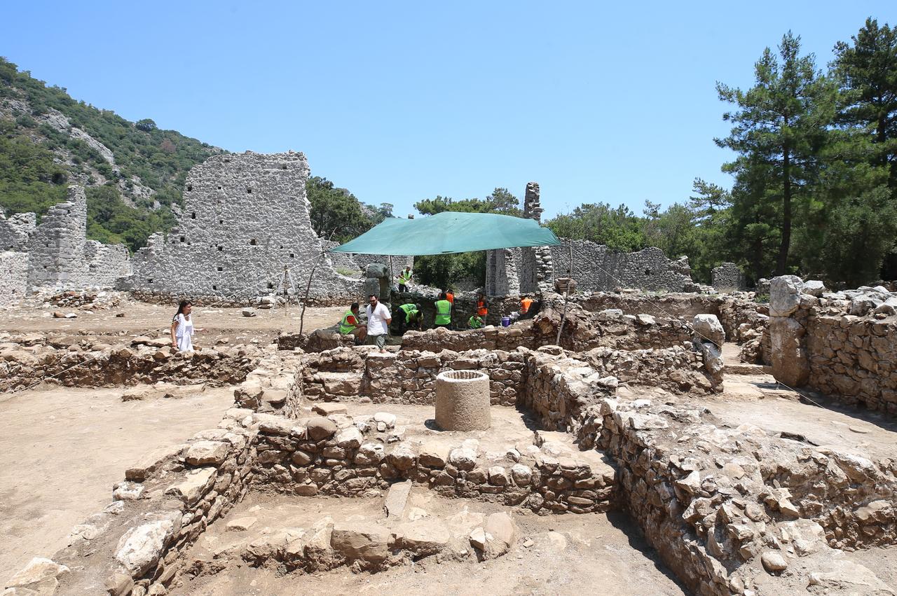 Archaeological excavations at the ancient city of Olympos in Kumluca, Antalya, Türkiye, June 19, 2025. (AA Photo)