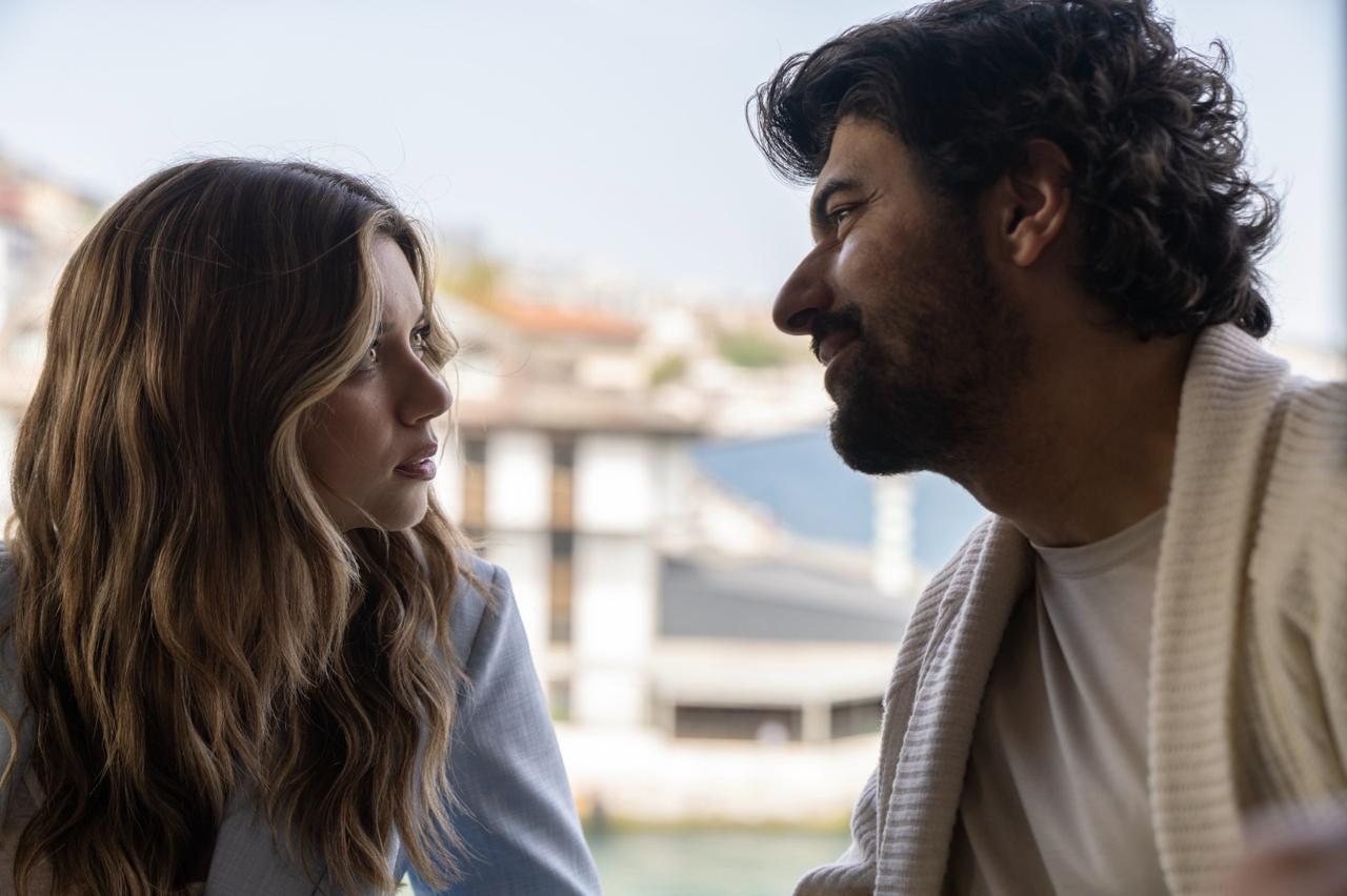 The mini-series  Istanbul My Love , which captures the spirit of Istanbul through a cinematic lens and stars Engin Akyurek (R) and Afra Saracoglu (L), will premiere today on Go Türkiye’s YouTube channel, 19 June 2025. (Photo via Go Türkiye)
